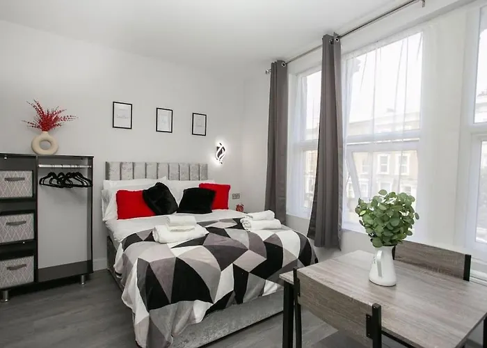 Cherry Blossom Studio In Sydenham
